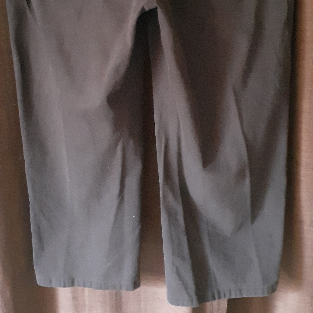 Basic Edition capris - Picture 5 of 5